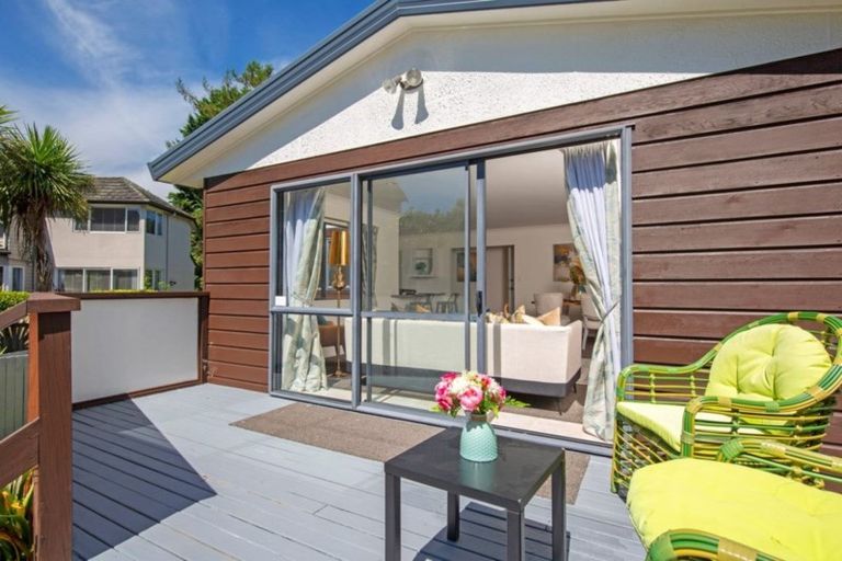 Photo of property in 3/6a Botany Road, Howick, Auckland, 2010