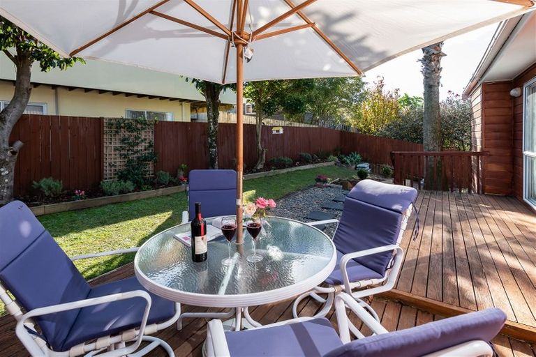 Photo of property in 1/74 Gosford Drive, Botany Downs, Auckland, 2010