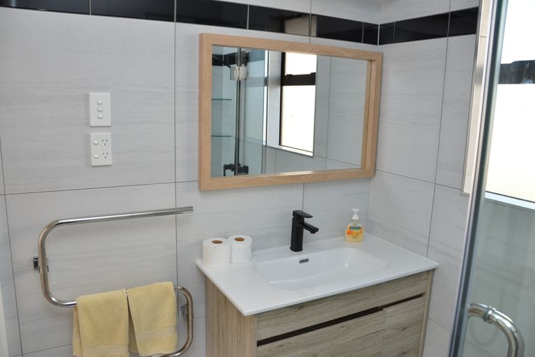 Photo of property in 26 Latham Avenue, Pakuranga, Auckland, 2010