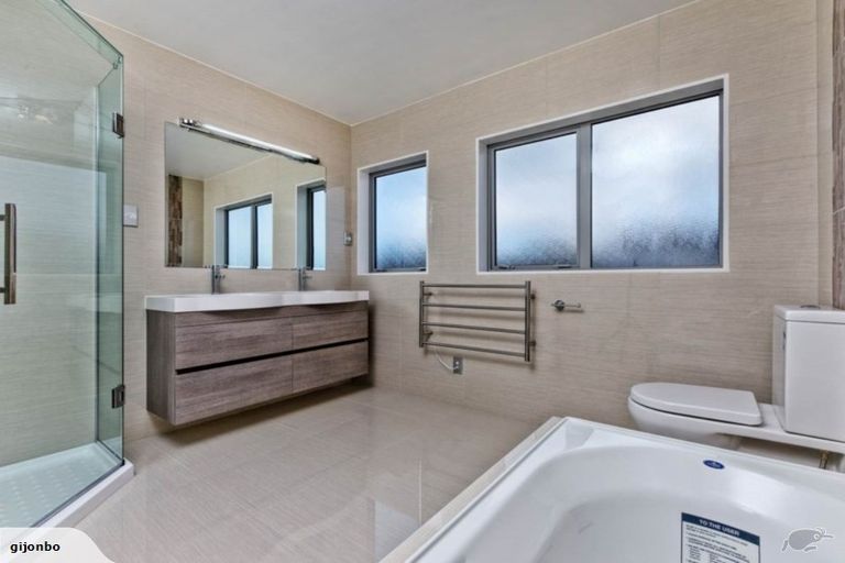 Photo of property in 27 Portland Park Road, Silverdale, 0932