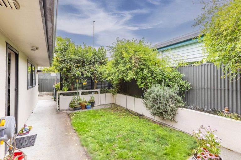 Photo of property in 8a Chester Street, Taradale, Napier, 4112