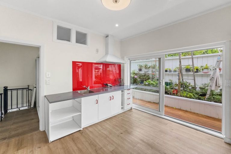 Photo of property in 73c East Coast Road, Castor Bay, Auckland, 0620