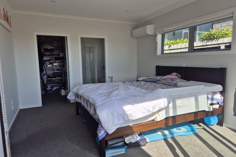 Photo of property in 18 Schooner Drive, Whitby, Porirua, 5024
