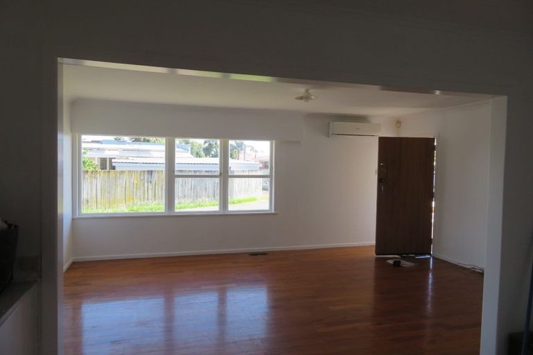 Photo of property in 1/108a Carruth Road, Papatoetoe, Auckland, 2025