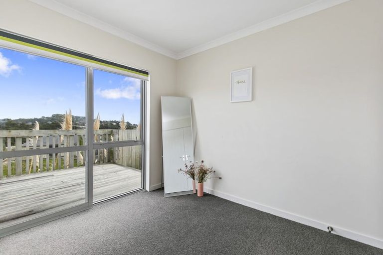 Photo of property in 6 Polestar Lane, Whitby, Porirua, 5024