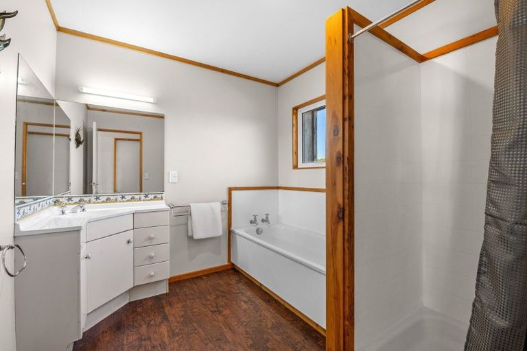 Photo of property in 99 Kapukapu Road, Hamurana, Rotorua, 3096