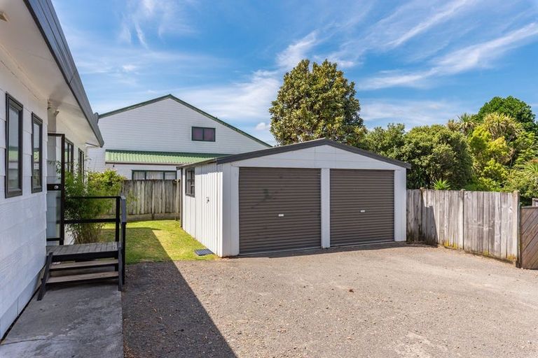 Photo of property in 6 Percival Road, Paraparaumu Beach, Paraparaumu, 5032
