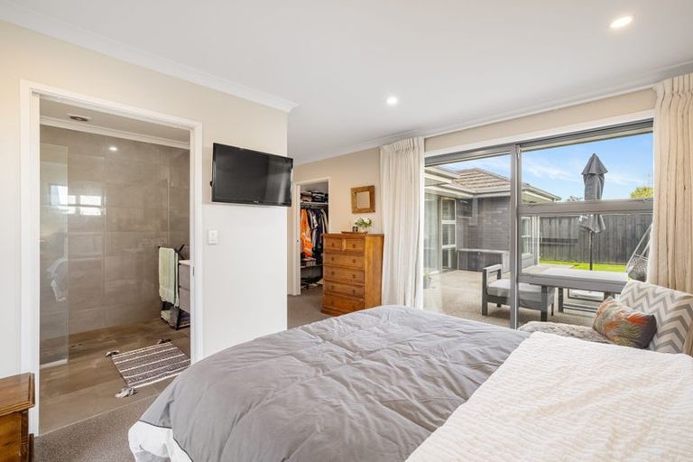 Photo of property in 32 Parklea Avenue, Halswell, Christchurch, 8025