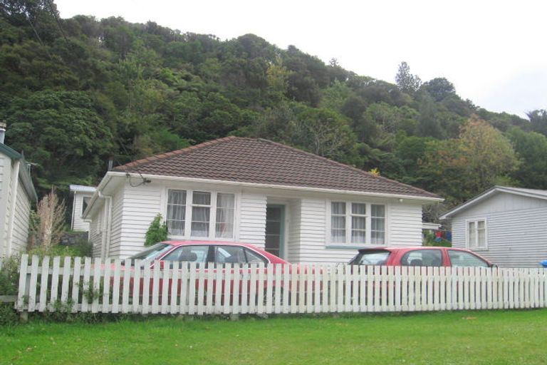 Photo of property in 55 Hair Street, Wainuiomata, Lower Hutt, 5014