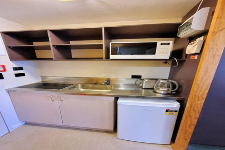 Photo of property in Martin Square Apartments, 202/20 Martin Square, Te Aro, Wellington, 6011