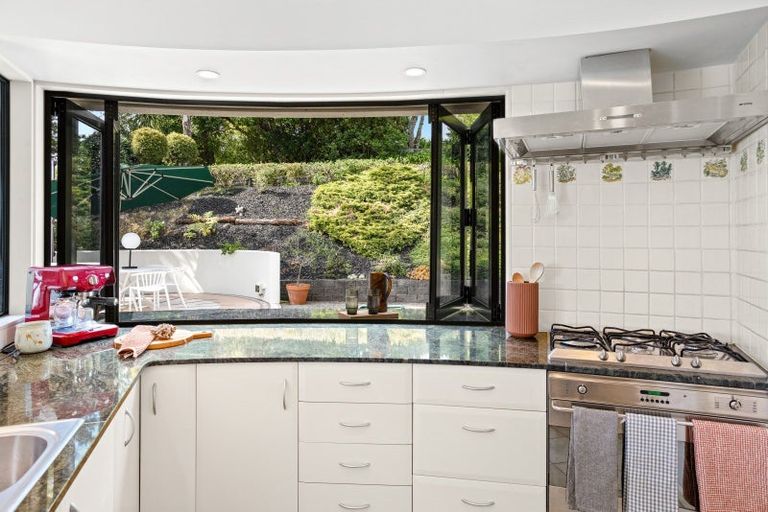 Photo of property in 16 James Clendon Place, Okiato, Russell, 0272
