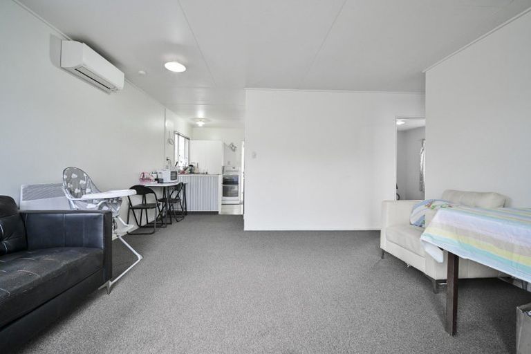 Photo of property in 2/404 Ikanui Road, Frimley, Hastings, 4120