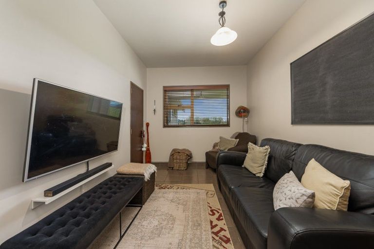 Photo of property in 537 No 1 Line, Longburn, Palmerston North, 4475