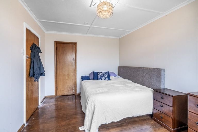 Photo of property in 44 Ocean Beach Road, Bluff, 9814