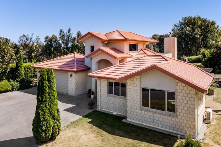 Photo of property in 111 Ohangai Road, Normanby, Hawera, 4675