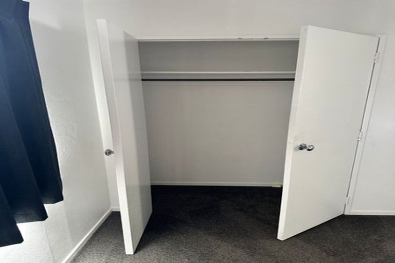 Photo of property in 24 Garton Drive, Massey, Auckland, 0614