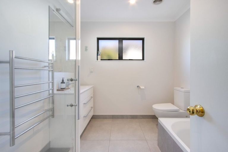 Photo of property in 22a Wharerangi Road, Tamatea, Napier, 4112