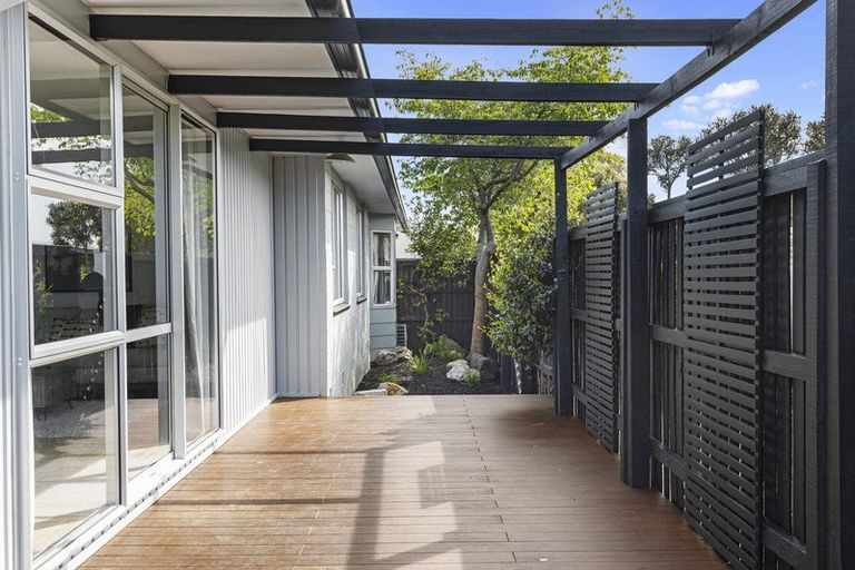 Photo of property in 5 Badger Street, Parklands, Christchurch, 8083