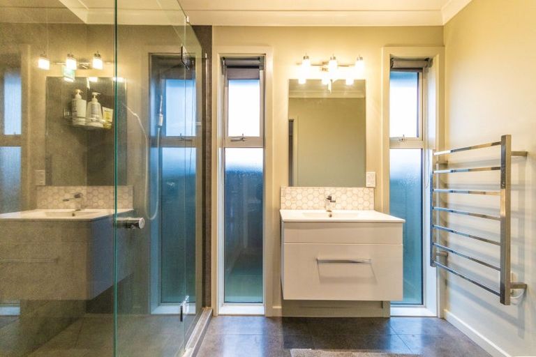 Photo of property in 157a James Line, Kelvin Grove, Palmerston North, 4414