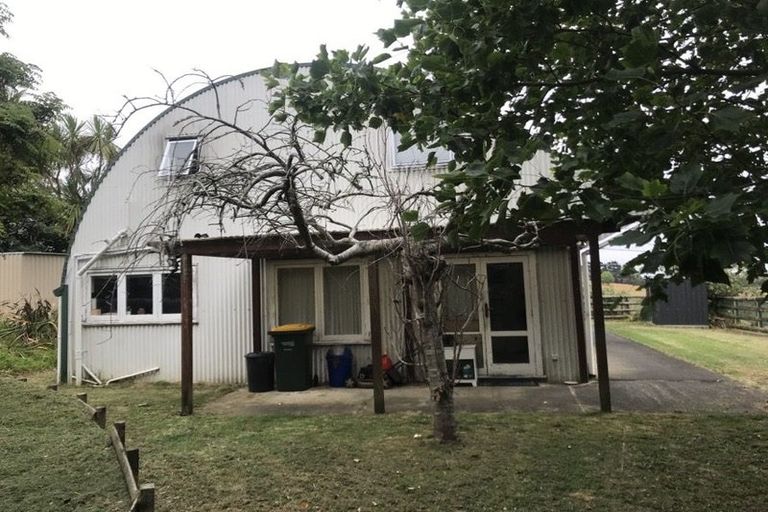 Photo of property in 222 Helvetia Road, Pukekohe, 2676