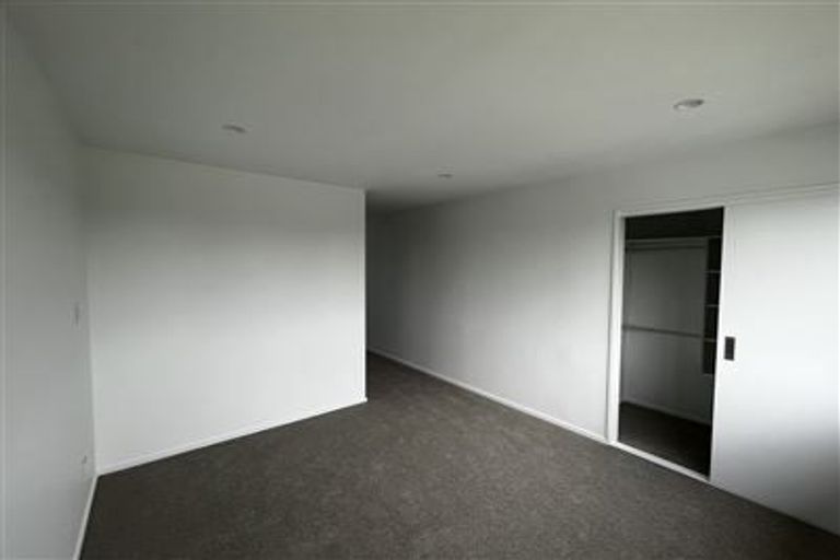 Photo of property in 39 Eileen Newey Place, Henderson, Auckland, 0612