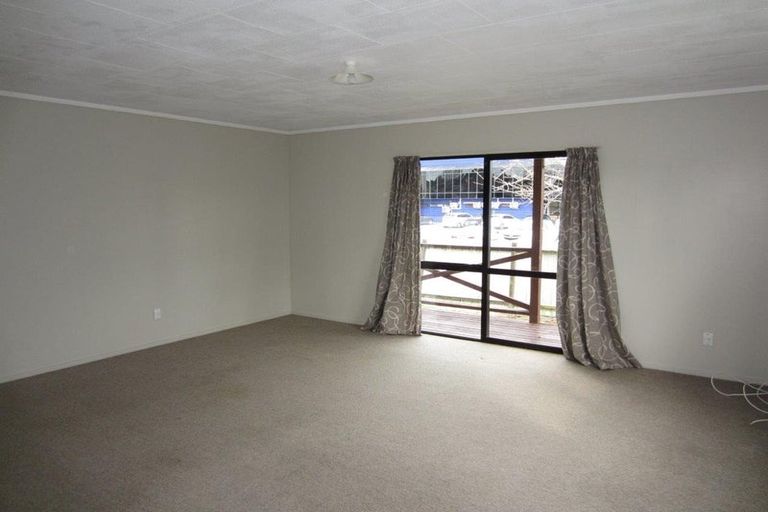 Photo of property in 1 Silkwood Lane, Melville, Hamilton, 3206