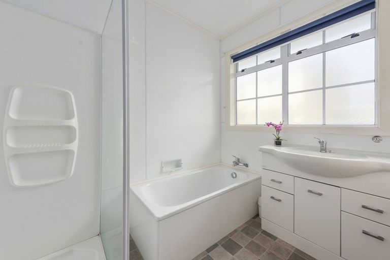 Photo of property in 5 Patutu Grove, Trentham, Upper Hutt, 5018