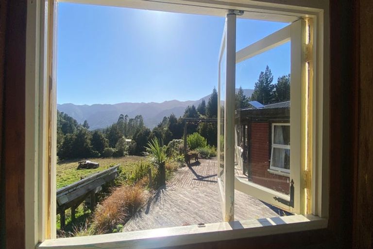Photo of property in 272 Uruwhenua Road, Upper Takaka, Takaka, 7183