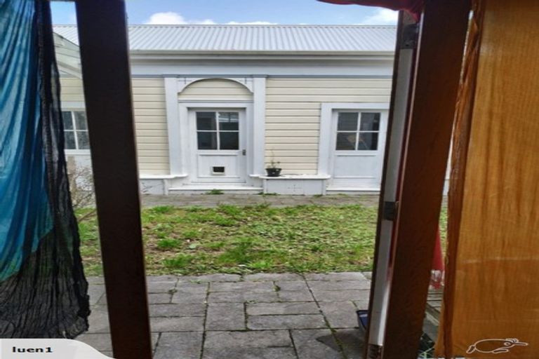 Photo of property in 133 Eden Street, Island Bay, Wellington, 6023