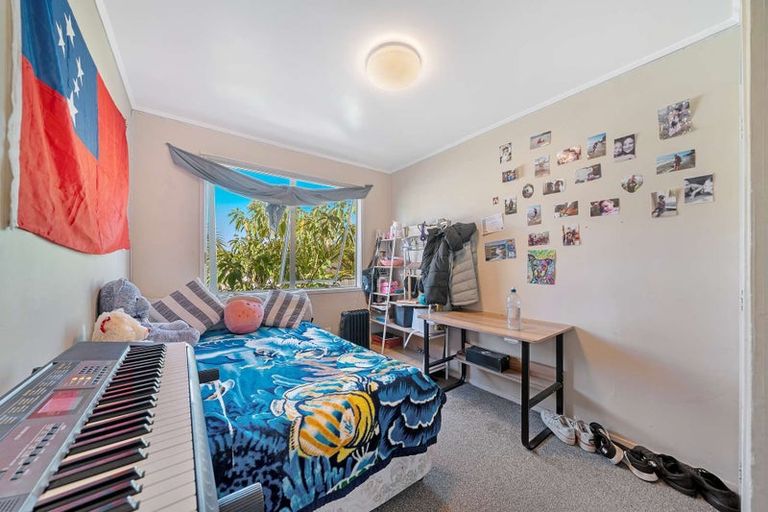 Photo of property in 6 Karina Place, Glen Eden, Auckland, 0602