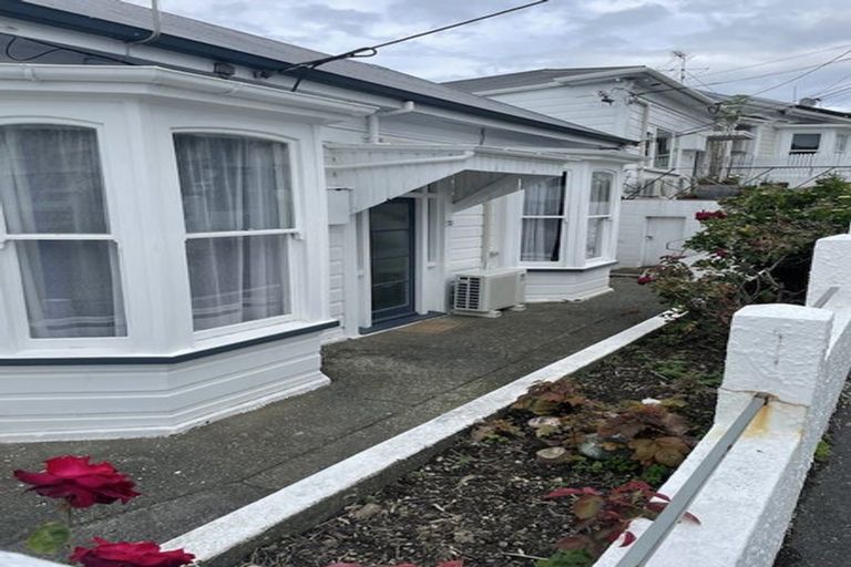 Photo of property in 23 Nairn Street, Mount Cook, Wellington, 6011
