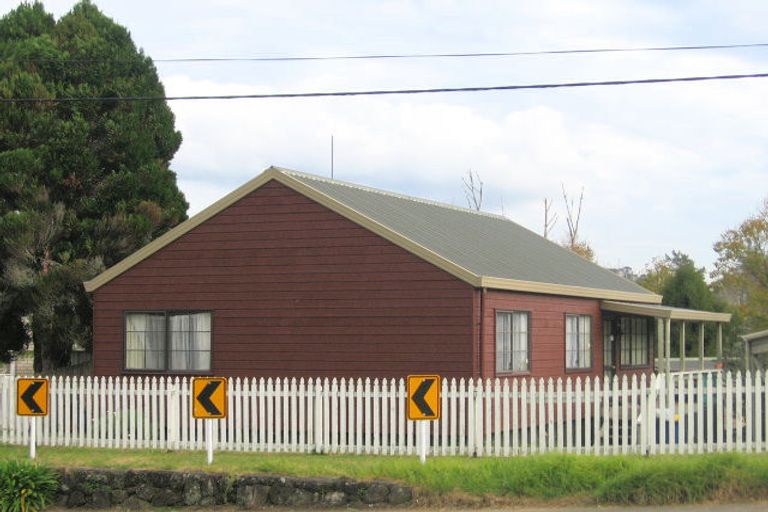 Photo of property in 4/34 Don Buck Road, Massey, Auckland, 0614