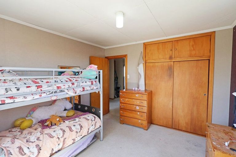Photo of property in 10 Falcon Street, Newfield, Invercargill, 9812