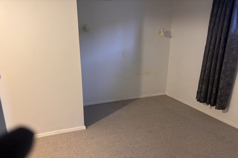 Photo of property in 2/3 Kingston Heights Road, Kingston, Wellington, 6021