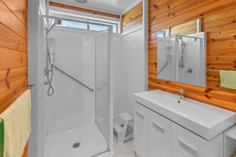 Photo of property in 5 Vera Street, Marton, 4710