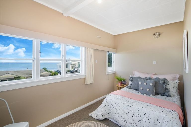 Photo of property in 55 High Street, Island Bay, Wellington, 6023