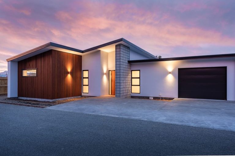 Photo of property in 74 Murphys Road, Springlands, Blenheim, 7201