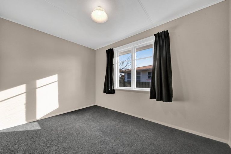 Photo of property in 9 Pacey Avenue, Hawera, 4610