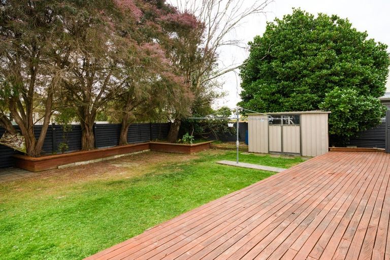 Photo of property in 8 Buller Place, Westbrook, Palmerston North, 4412