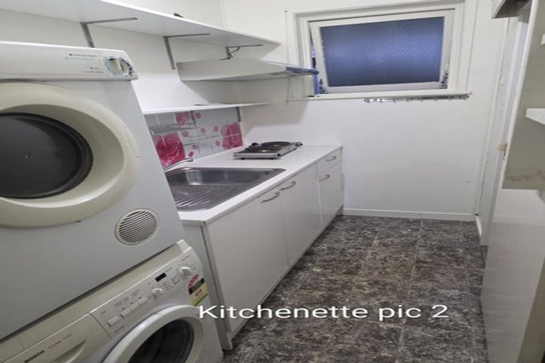 Photo of property in 93 Coronation Road, Hillcrest, Auckland, 0627