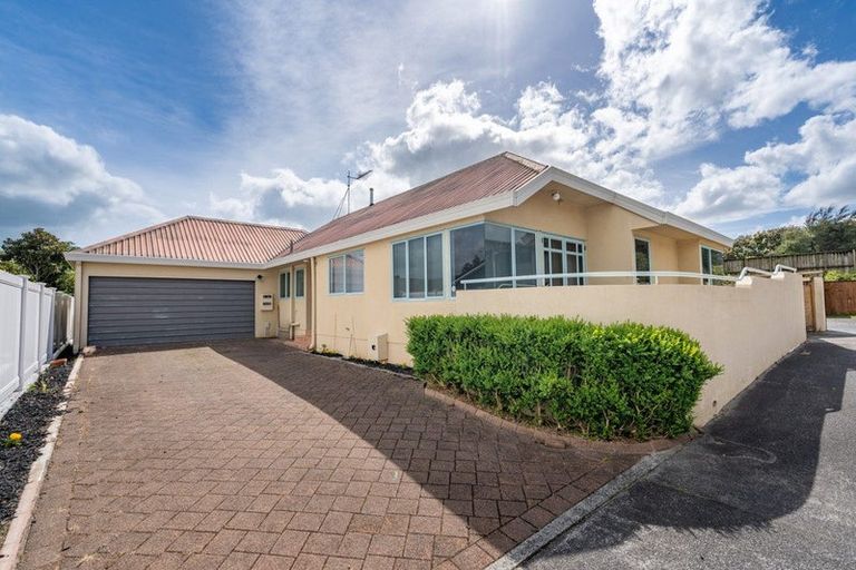 Photo of property in 10a Ashley Street, St Andrews, Hamilton, 3200