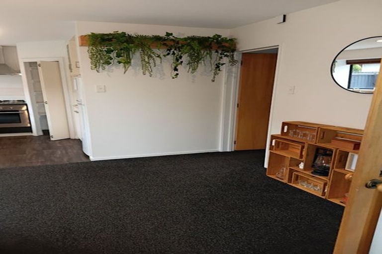 Photo of property in 1/21 Kintyre Drive, Broomfield, Christchurch, 8042