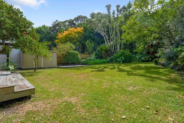Photo of property in 15 Boylan Road, Titirangi, Auckland, 0604