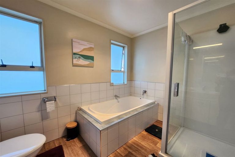 Photo of property in 24b Bathgate Street, Johnsonville, Wellington, 6037