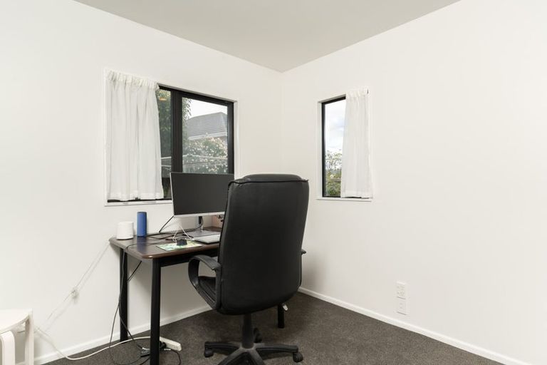 Photo of property in 4 Waverton Terrace, Churton Park, Wellington, 6037