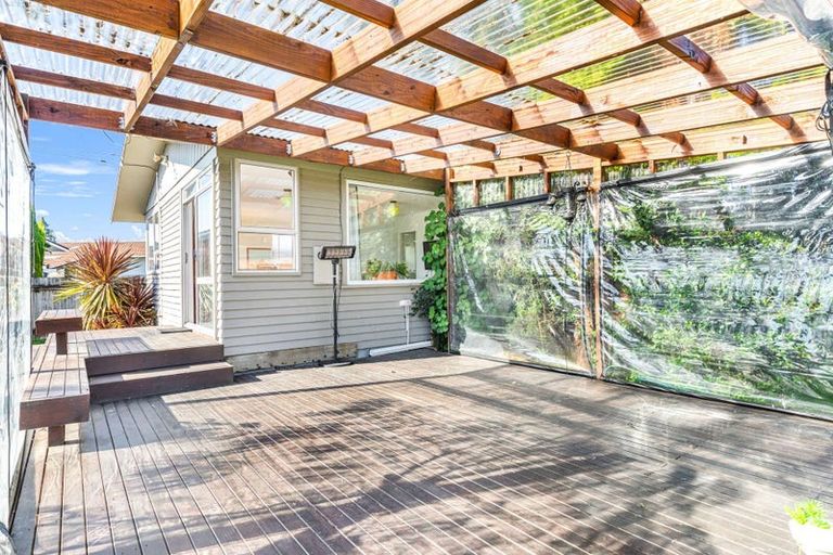 Photo of property in 17 Barnard Road, Fairy Springs, Rotorua, 3015
