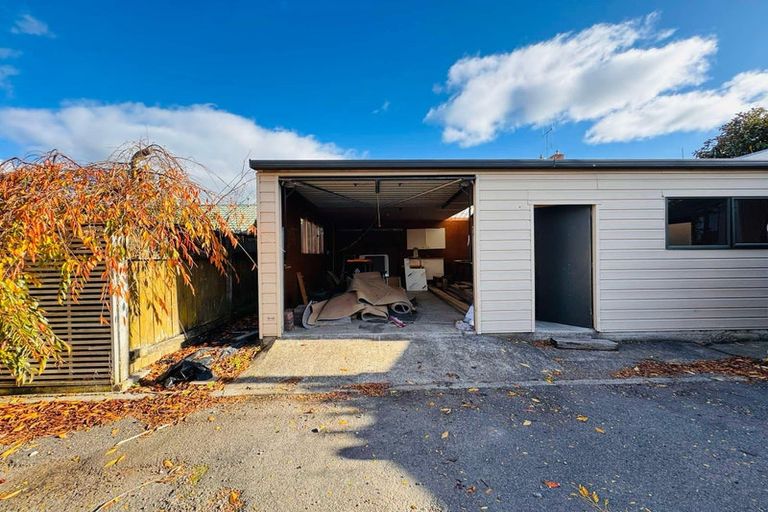 Photo of property in 4 Newland Court, Palmerston North, 4410