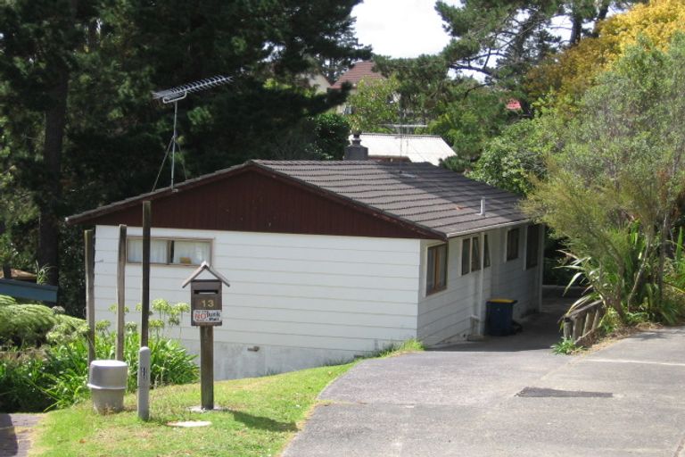 Photo of property in 13 Oruamo Place, Beach Haven, Auckland, 0626