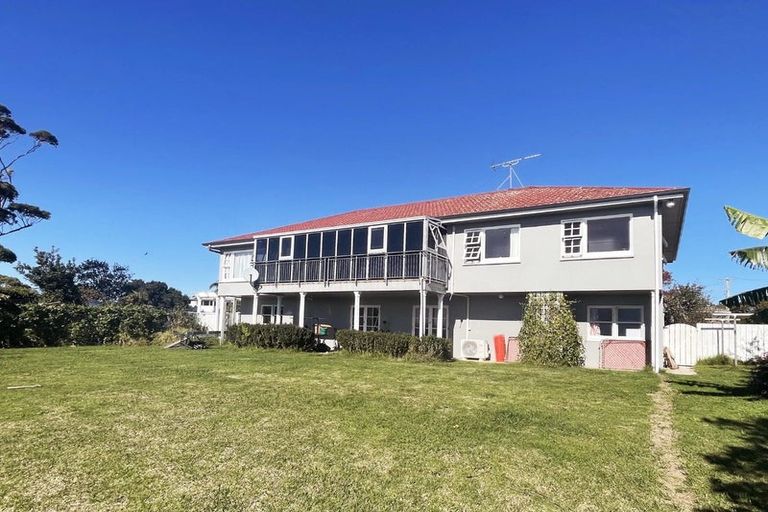 Photo of property in 30 Tamaki Bay Drive, Pakuranga, Auckland, 2010