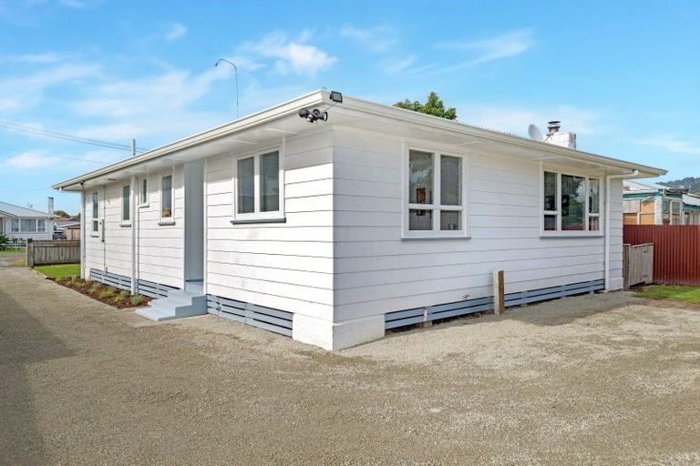 Photo of property in 10 Tui Street, Outer Kaiti, Gisborne, 4010